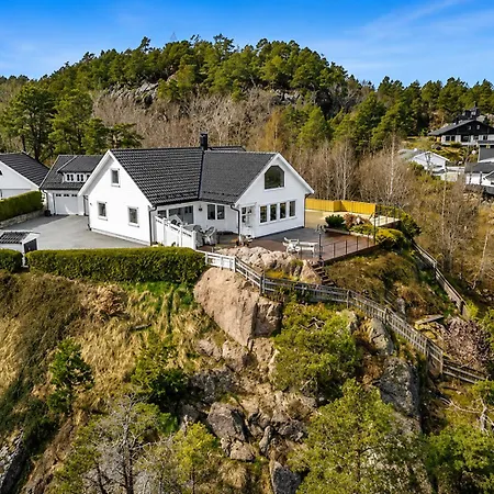 Alloggio in famiglia Arendalsuka 2026 Stay-sea View Floor, 15 Min From Arendal